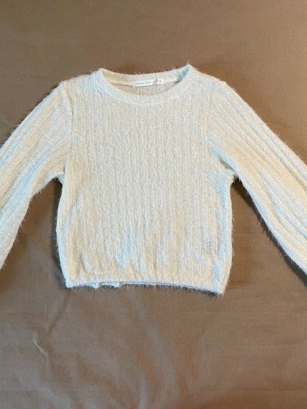 Altar'd State Fuzzy Sweater Size S White Cropped Boho Cozy Layers Loungewear
